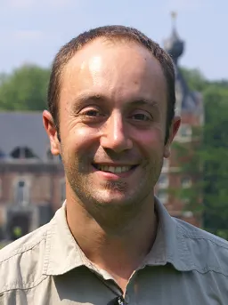 Dr. Luis González-Urbina